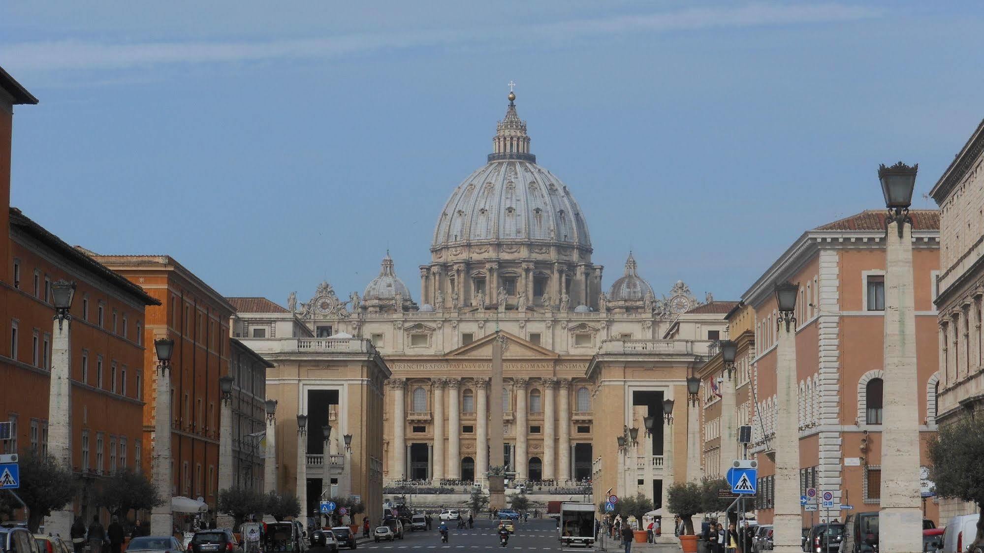 Bed & Breakfast Lodging In Roma